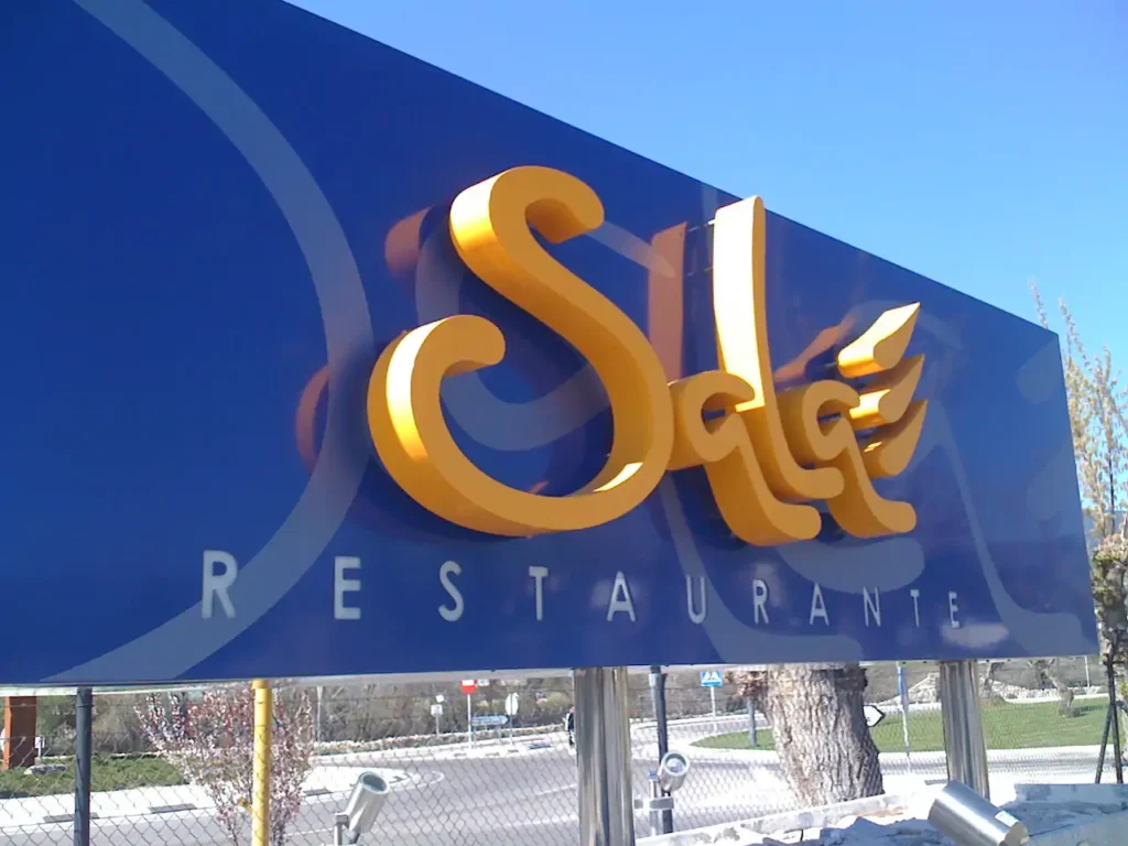 Letras corpóreas para restaurante en Madrid