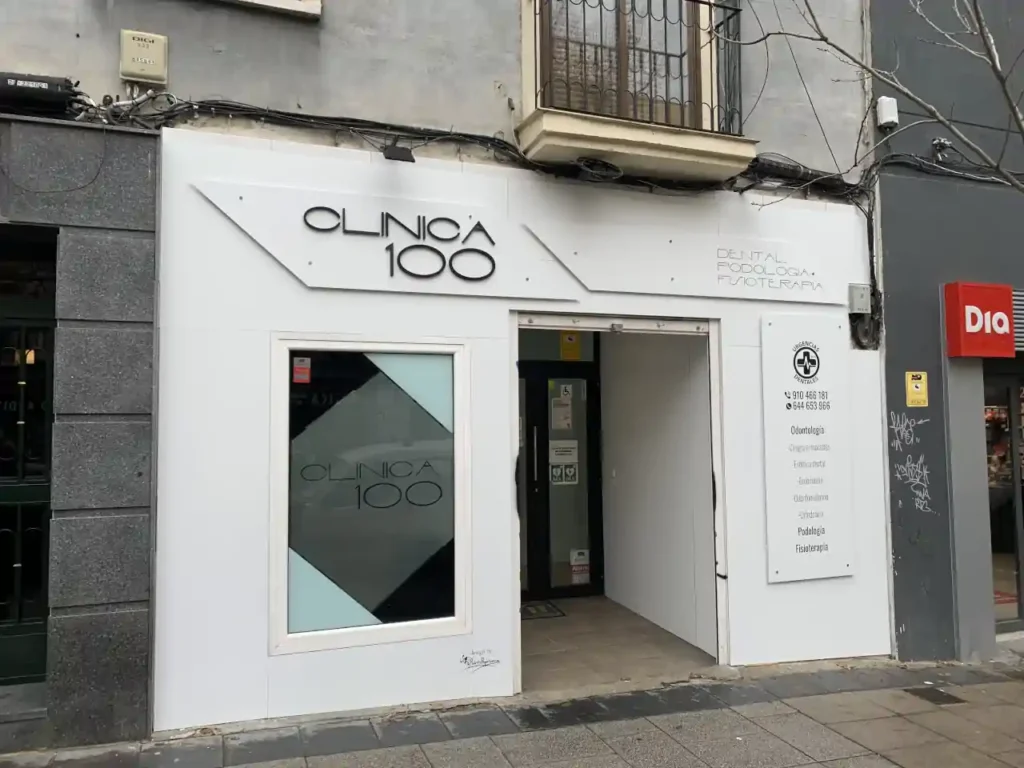 Fachada renovada vinilos a medida
