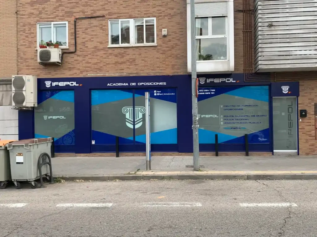 Cristales rotulados con vinilos, efecto logrado tras trabajos realizados