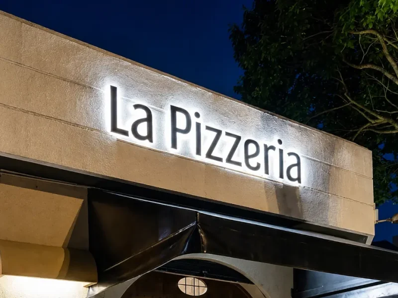 Cómo hacer que tu negocio destaque con un rótulo