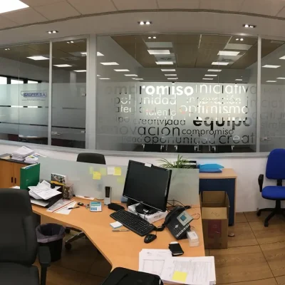 Somos expertos en Vinilos a medida