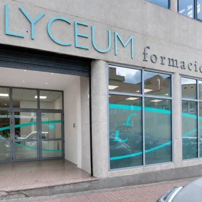 Rotulación de academias en Madrid