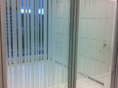 Vinilos adhesivos decorativos en interior