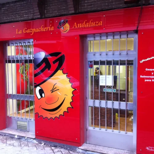 Vinilos para fachadas de bares y restaurantes