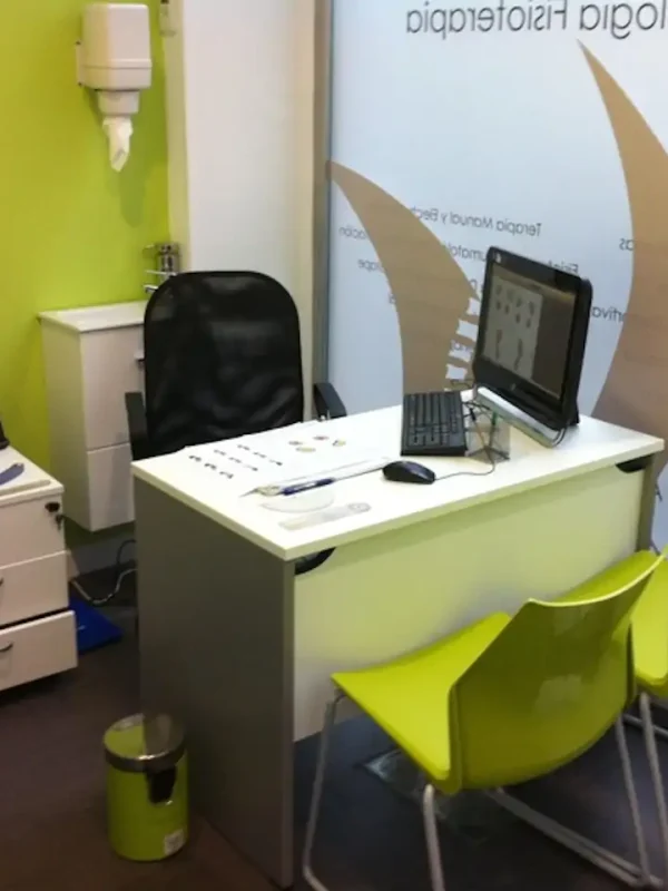 Rotulación en vinilo de cristales de locales y escaparates